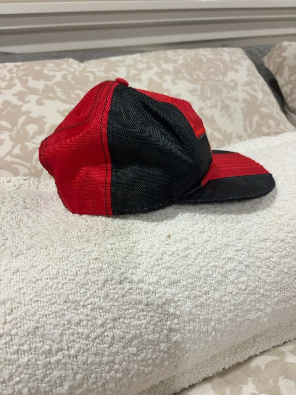 Marvel Deadpool Bioworld Red Black 3D Logo Adjustable Snapback Hat